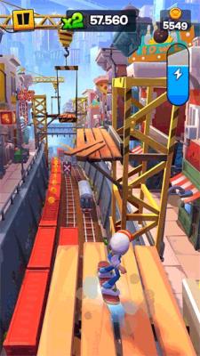 地铁跑酷滑板英雄中文版  v0.2.0图1